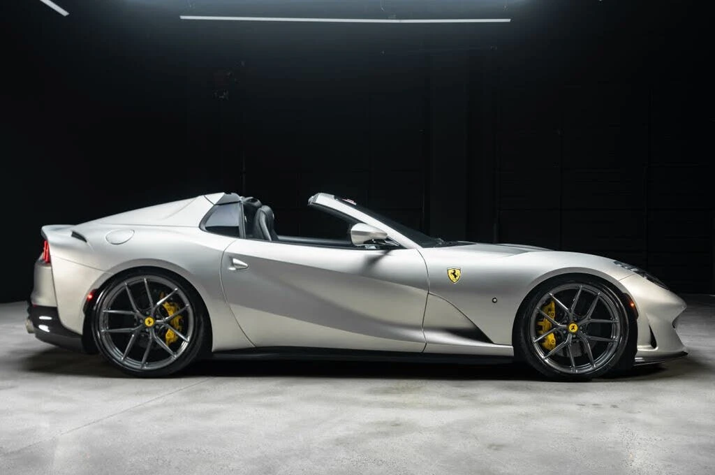 2021 Ferrari 812 GTS - Image 14 of 31
