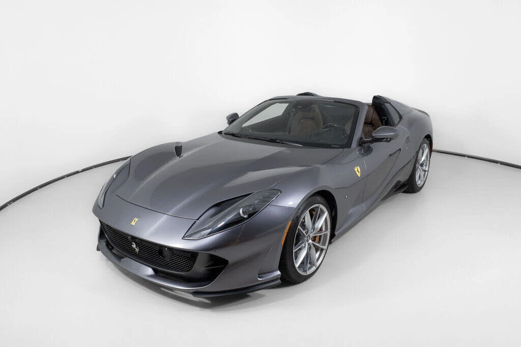 2021 Ferrari 812 GTS - Image 2 of 31