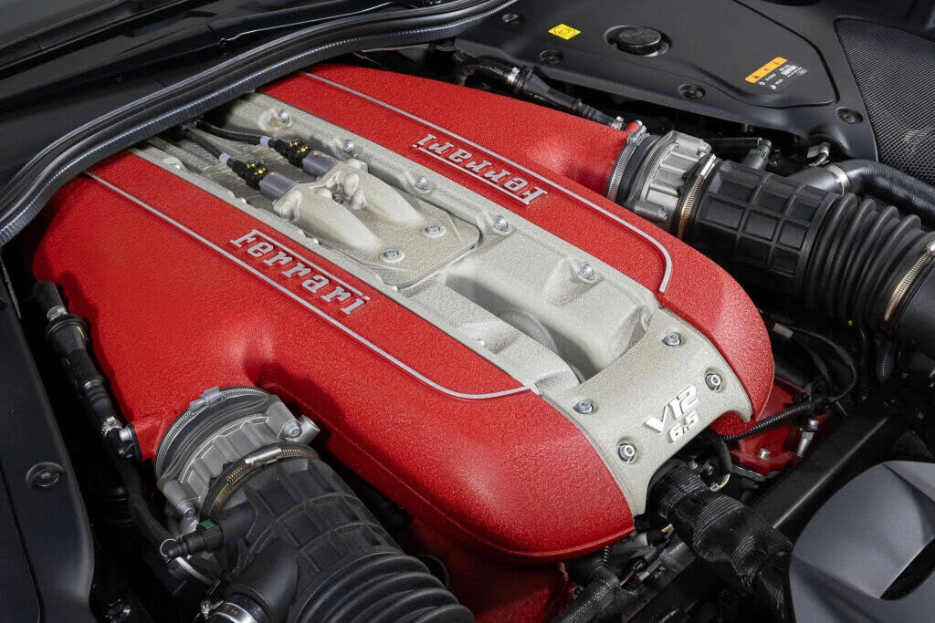 2021 Ferrari 812 GTS - Image 26 of 31