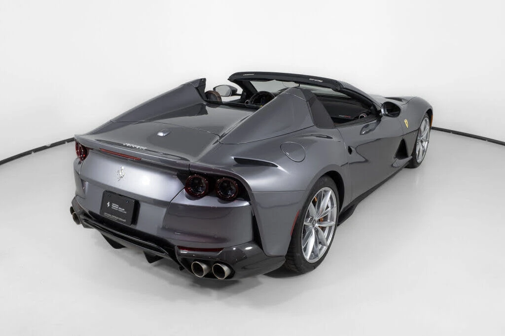 2021 Ferrari 812 GTS - Image 9 of 31