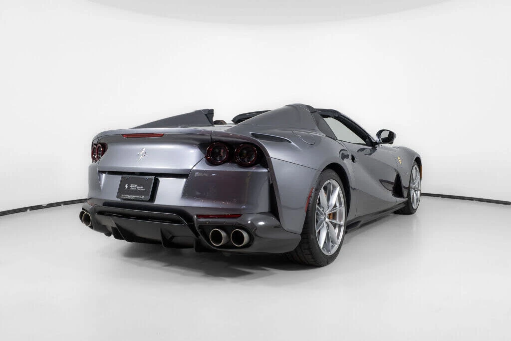 2021 Ferrari 812 GTS - Image 8 of 31