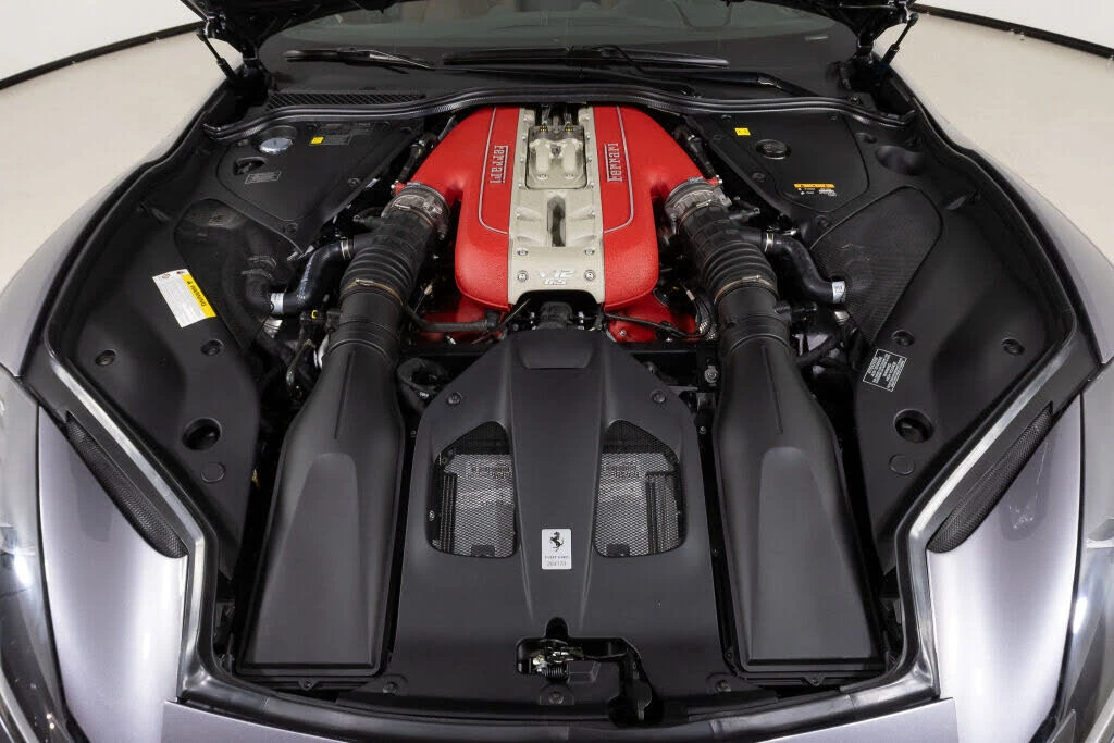 2021 Ferrari 812 GTS - Image 25 of 31