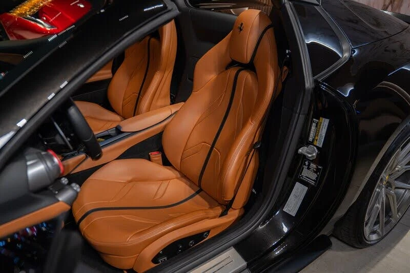 2021 Ferrari 812 GTS - Image 8 of 31