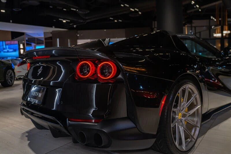 2021 Ferrari 812 GTS - Image 24 of 31