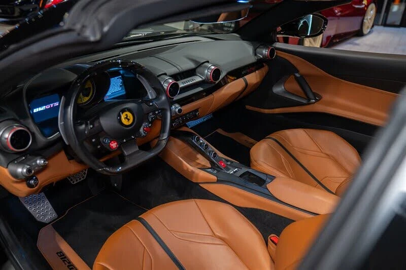 2021 Ferrari 812 GTS - Image 19 of 31