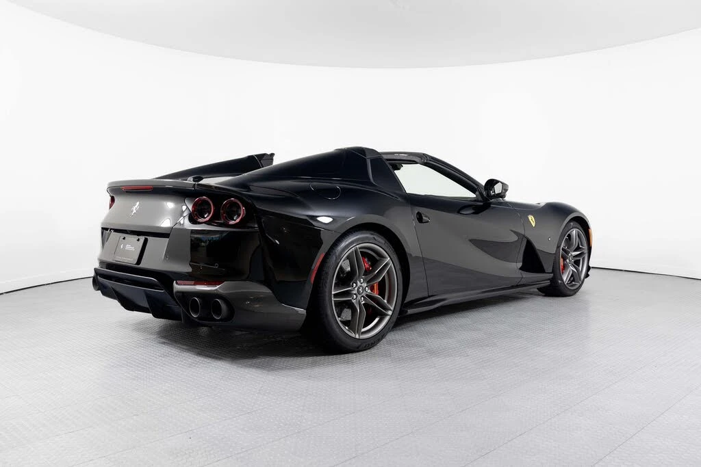 2021 Ferrari 812 GTS - Image 22 of 31