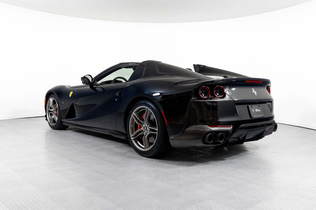 2021 Ferrari 812 GTS - Image 8 of 31