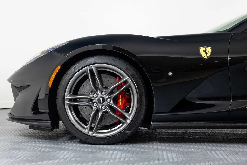 2021 Ferrari 812 GTS - Image 18 of 31