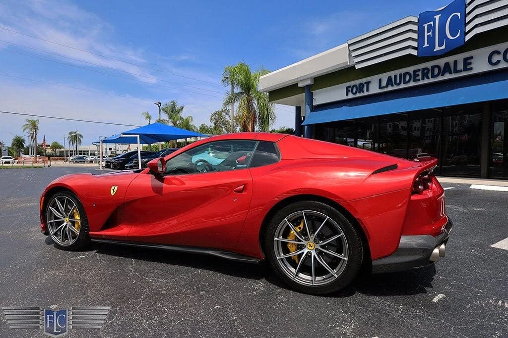 2021 Ferrari 812 GTS - Image 7 of 31