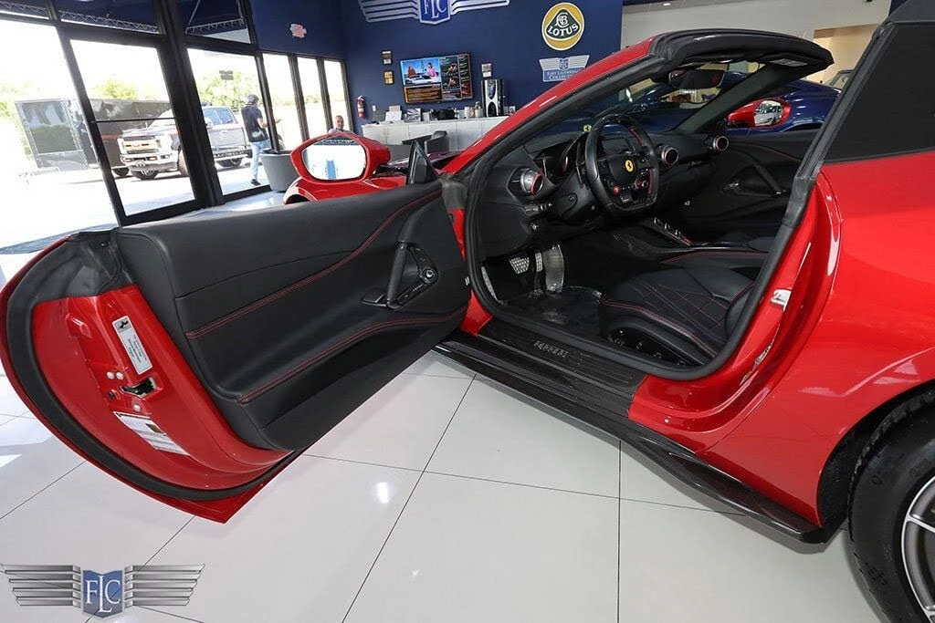 2021 Ferrari 812 GTS - Image 14 of 31