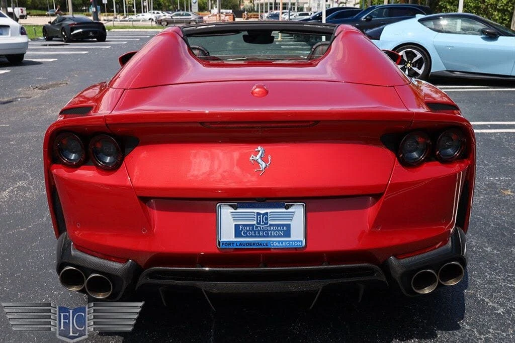2021 Ferrari 812 GTS - Image 9 of 31
