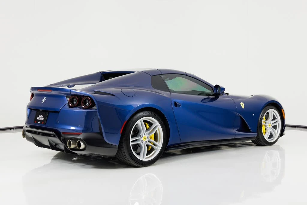 2021 Ferrari 812 GTS - Image 4 of 31