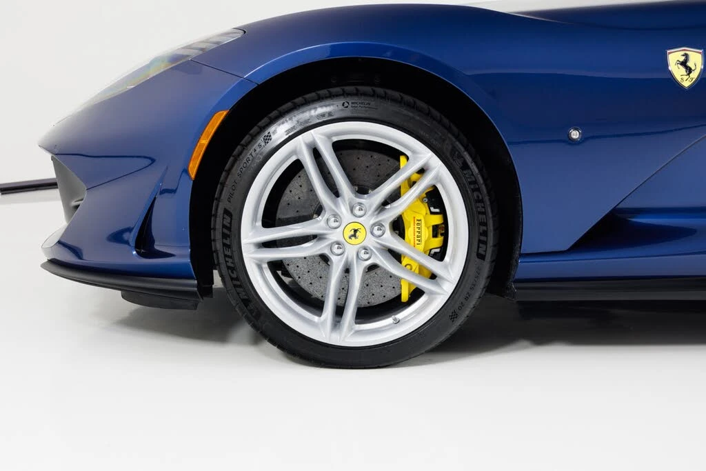 2021 Ferrari 812 GTS - Image 12 of 31