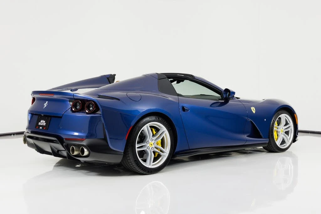 2021 Ferrari 812 GTS - Image 3 of 31