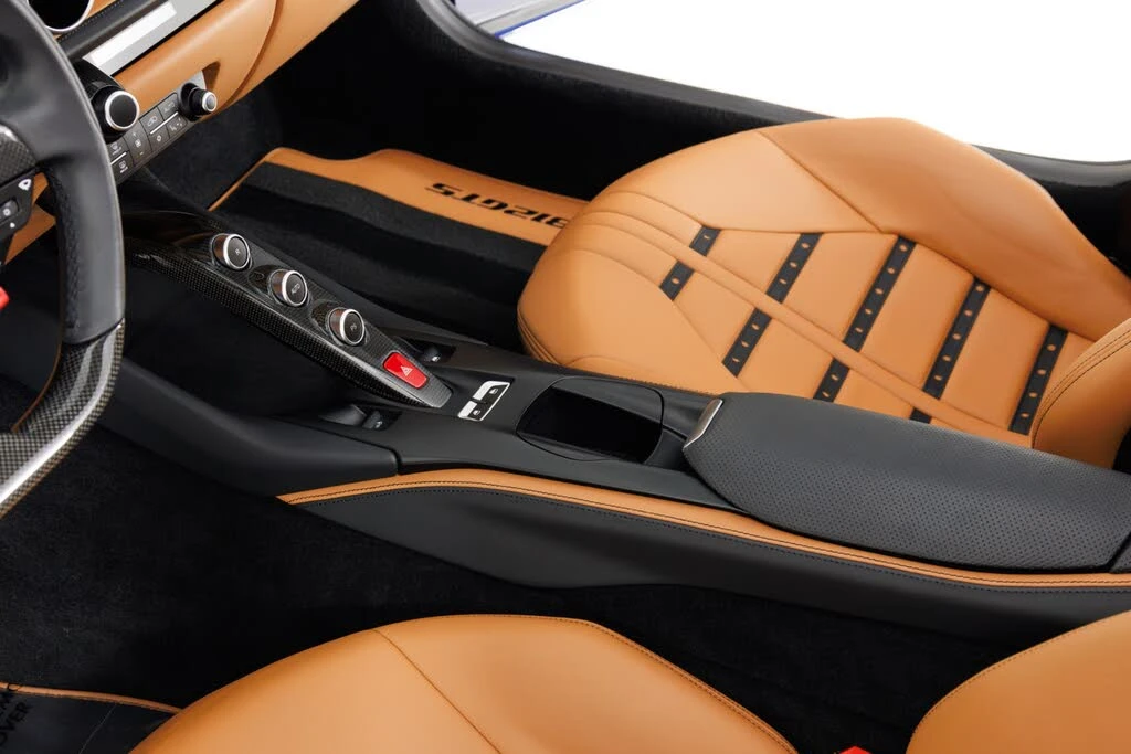 2021 Ferrari 812 GTS - Image 28 of 31