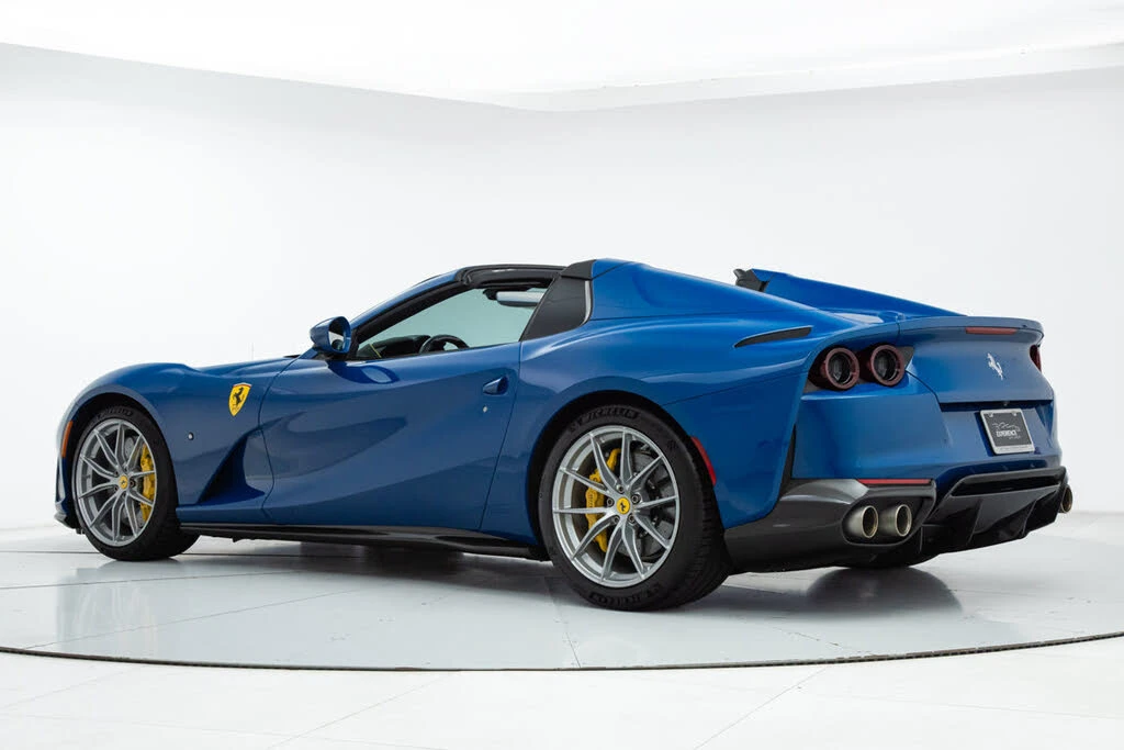 2021 Ferrari 812 GTS - Image 8 of 31