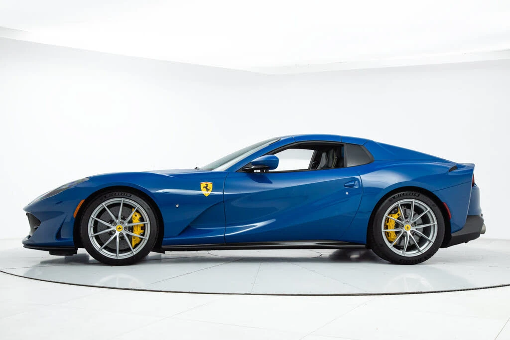 2021 Ferrari 812 GTS - Image 7 of 31