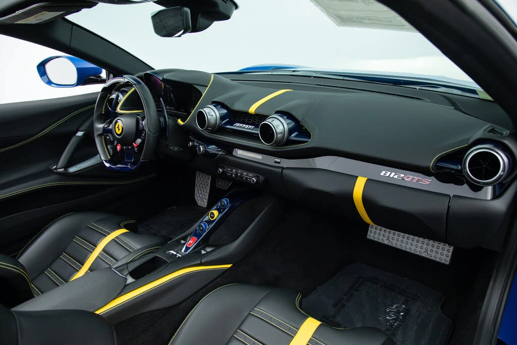 2021 Ferrari 812 GTS - Image 26 of 31