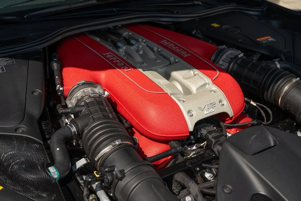2021 Ferrari 812 GTS - Image 14 of 31