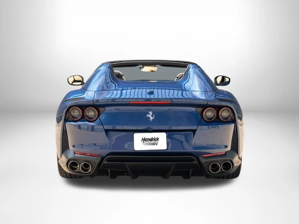 2021 Ferrari 812 GTS - Image 9 of 31