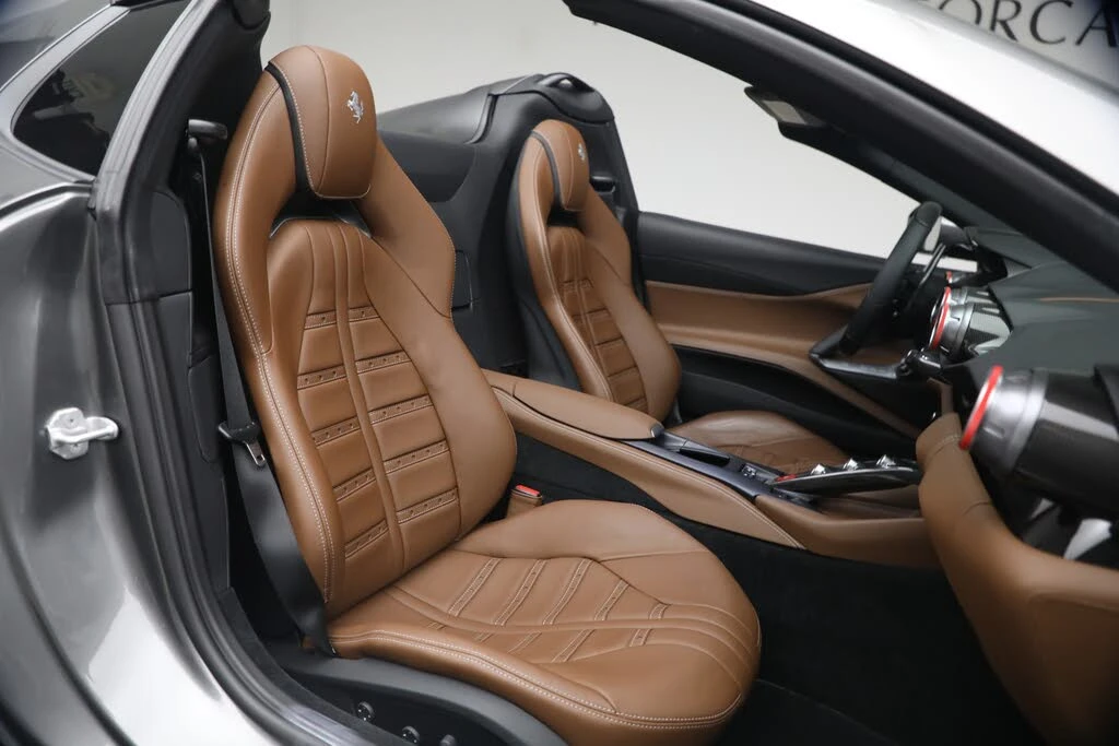 2021 Ferrari 812 GTS - Image 19 of 31