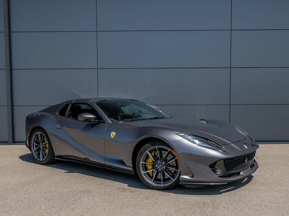 2021 Ferrari 812 GTS - Image 5 of 7