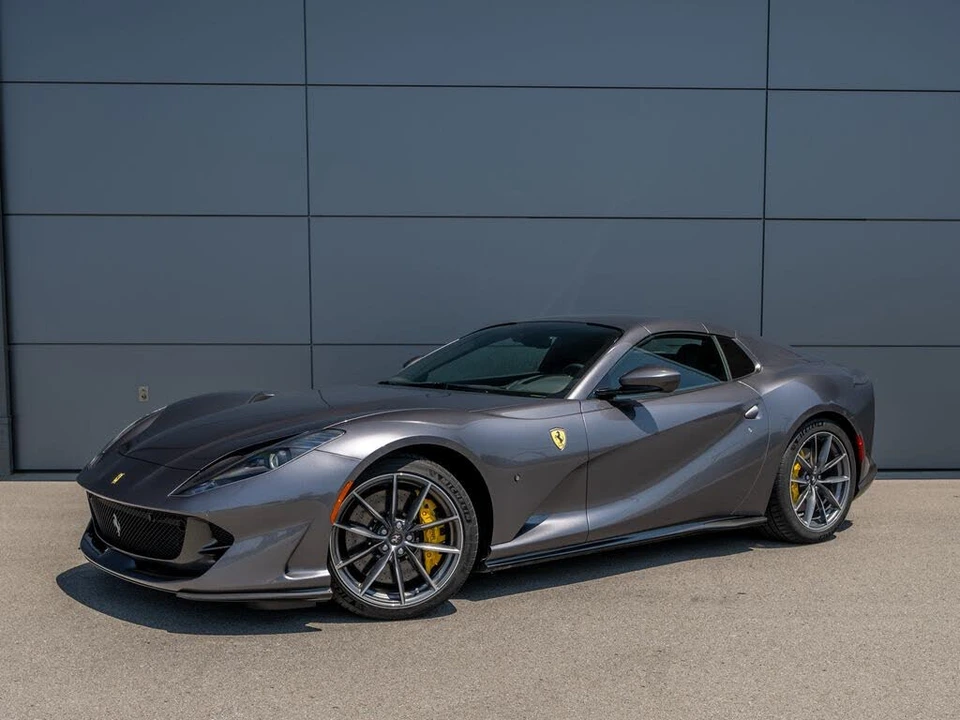 2021 Ferrari 812 GTS - Image 2 of 7