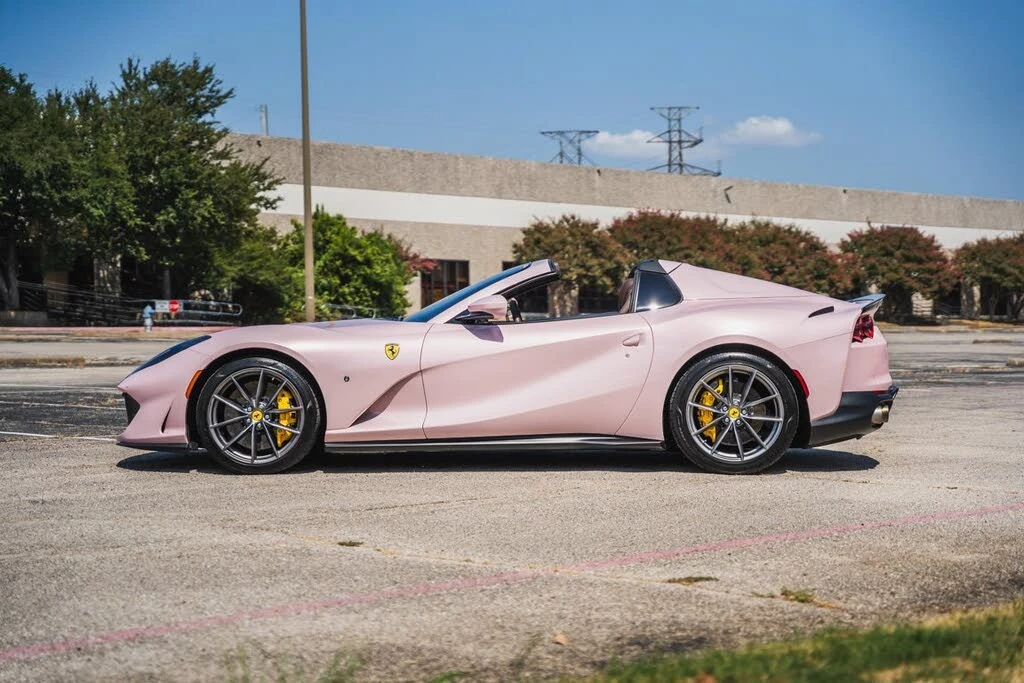 2021 Ferrari 812 GTS - Image 29 of 31