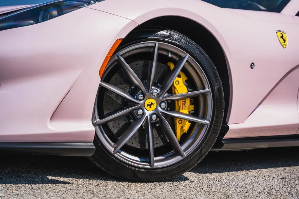 2021 Ferrari 812 GTS - Image 7 of 31