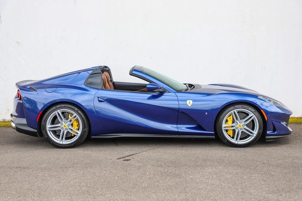 2021 Ferrari 812 GTS - Image 3 of 31