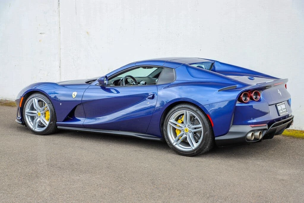 2021 Ferrari 812 GTS - Image 26 of 31