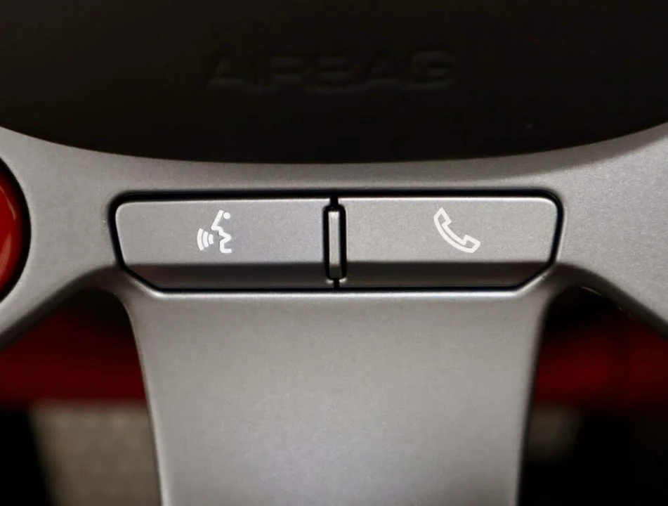 2021 Ferrari 812 GTS - Image 28 of 31