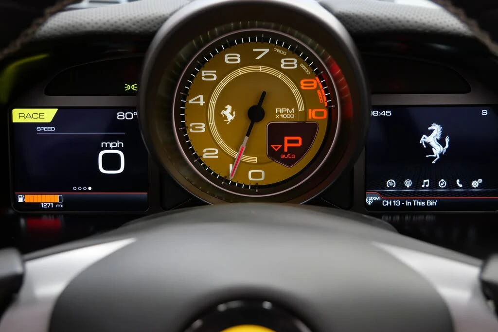 2021 Ferrari 812 GTS - Image 21 of 31