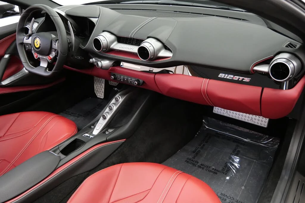 2021 Ferrari 812 GTS - Image 13 of 31