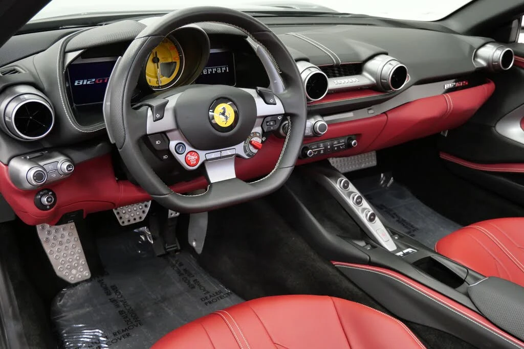 2021 Ferrari 812 GTS - Image 12 of 31