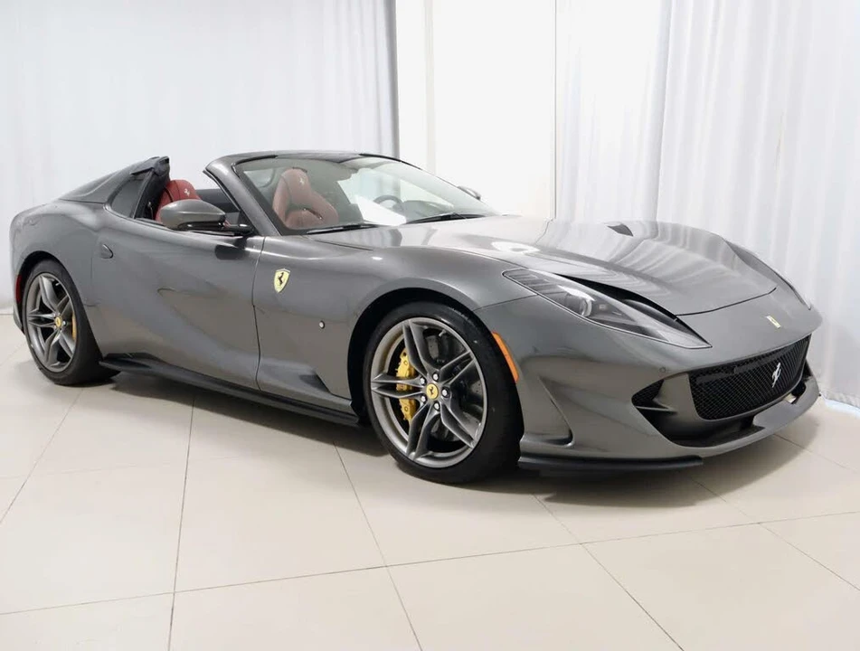 2021 Ferrari 812 GTS - Image 7 of 31