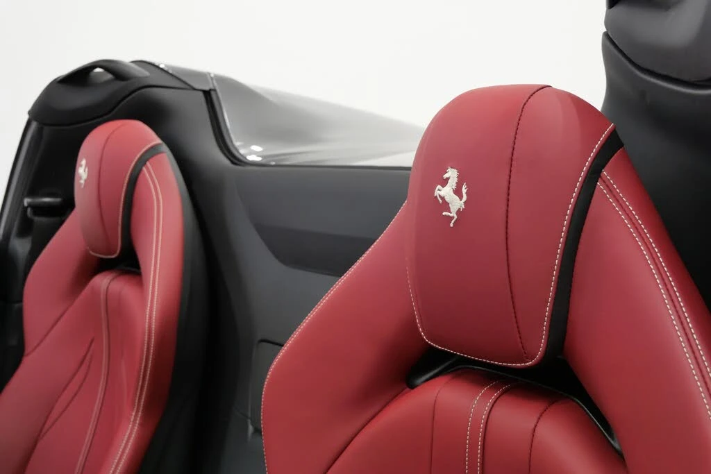 2021 Ferrari 812 GTS - Image 31 of 31