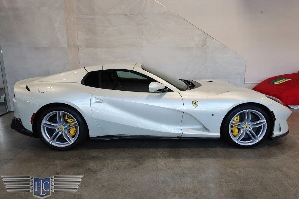 2021 Ferrari 812 GTS - Image 16 of 31