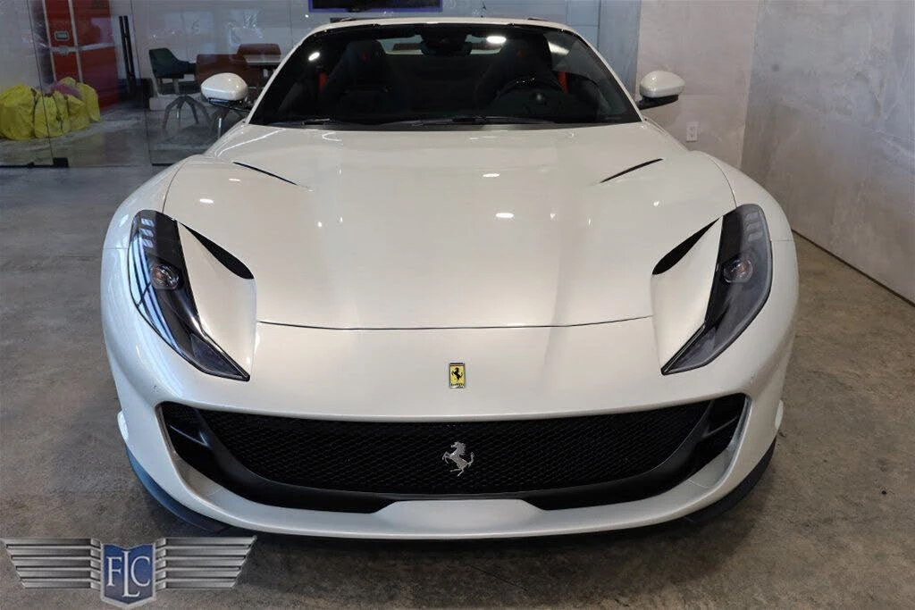 2021 Ferrari 812 GTS - Image 7 of 31