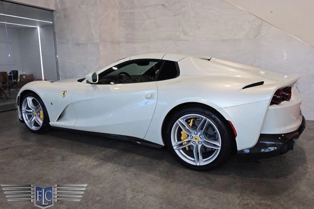 2021 Ferrari 812 GTS - Image 6 of 31
