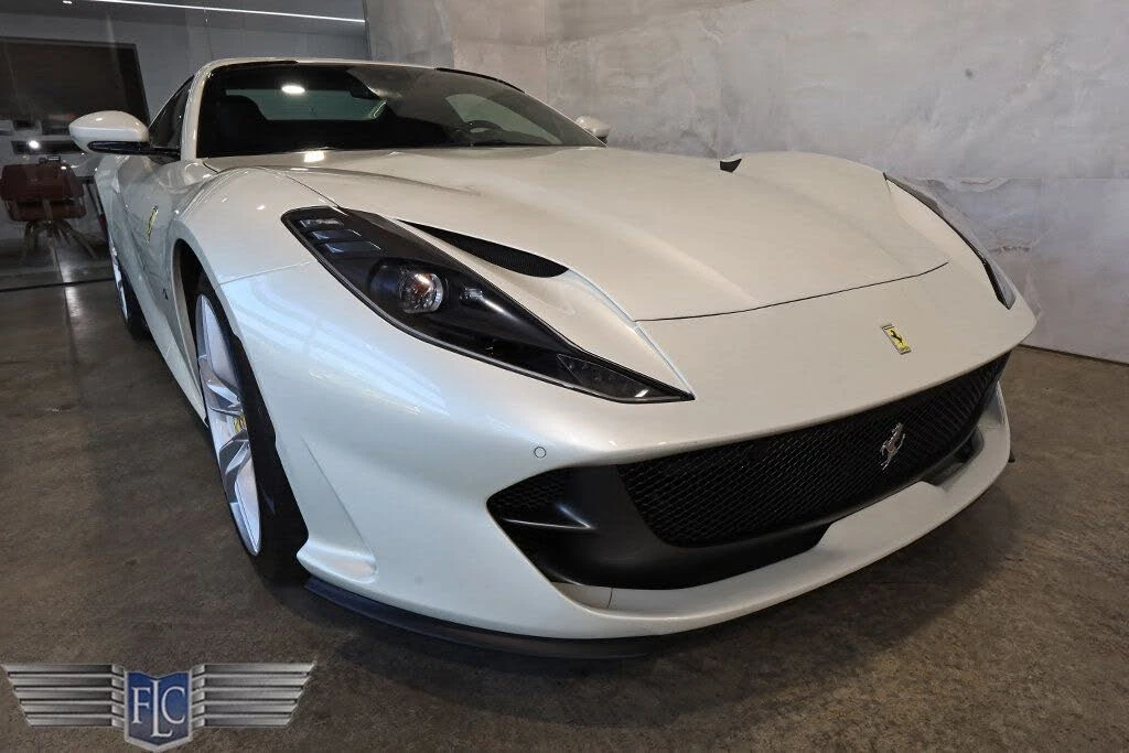 2021 Ferrari 812 GTS - Image 9 of 31