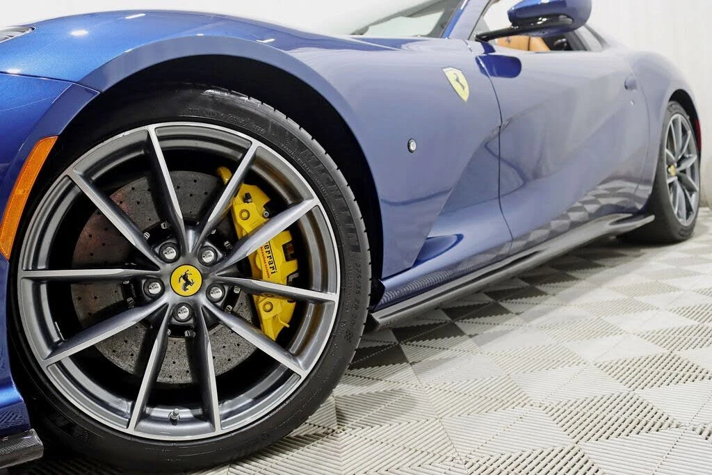 2021 Ferrari 812 GTS - Image 6 of 31