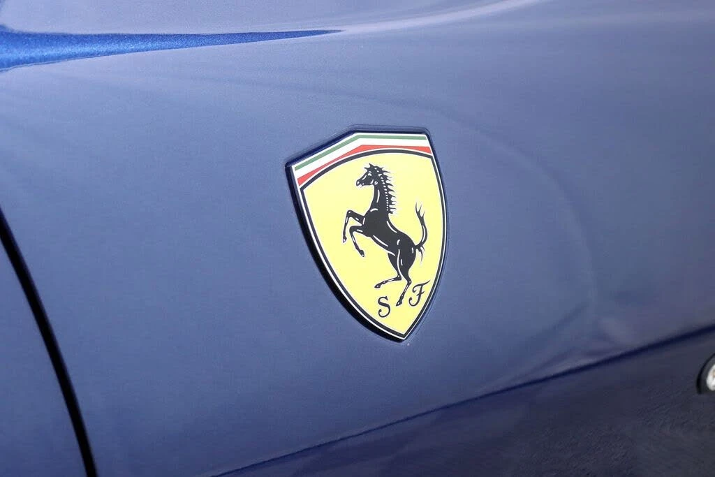 2021 Ferrari 812 GTS - Image 19 of 31