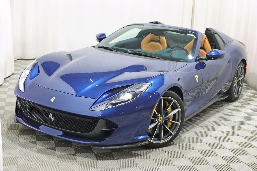 2021 Ferrari 812 GTS - Image 7 of 31