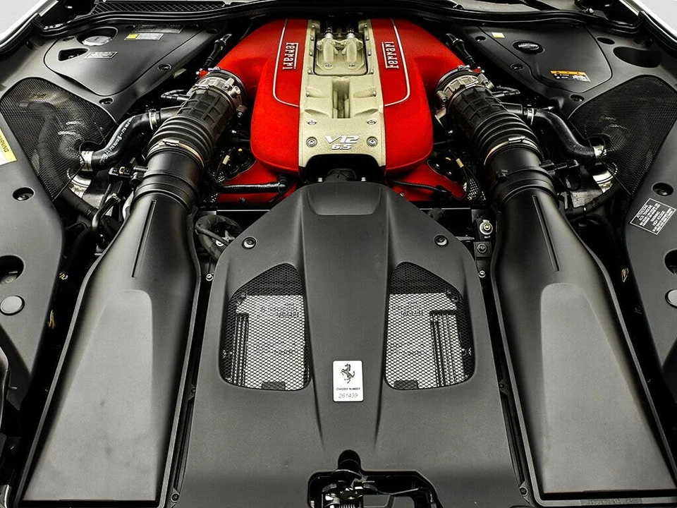 2021 Ferrari 812 GTS - Image 31 of 31