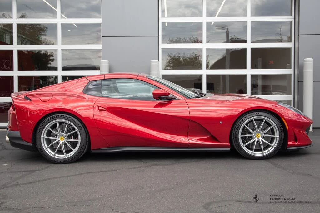 2021 Ferrari 812 GTS - Image 7 of 23
