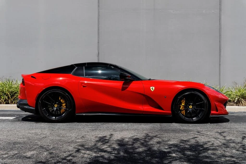 2021 Ferrari 812 GTS - Image 6 of 31