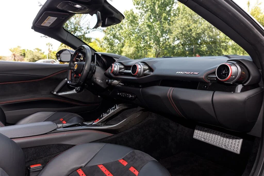 2021 Ferrari 812 GTS - Image 18 of 31