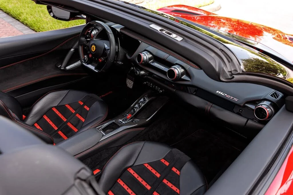 2021 Ferrari 812 GTS - Image 19 of 31