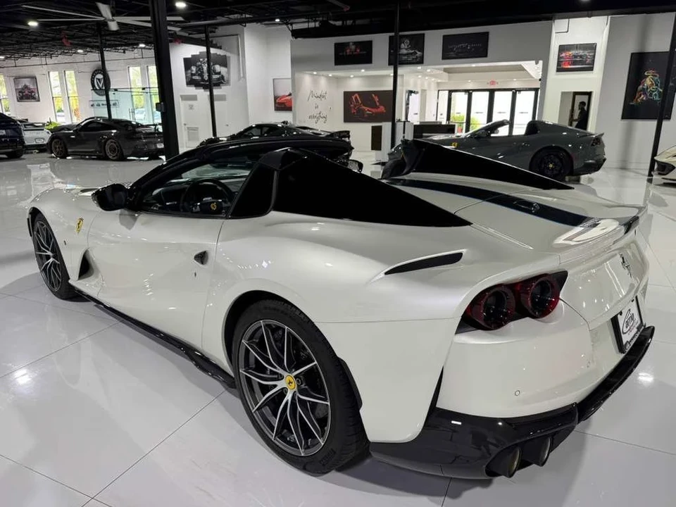 2021 Ferrari 812 GTS - Image 5 of 12